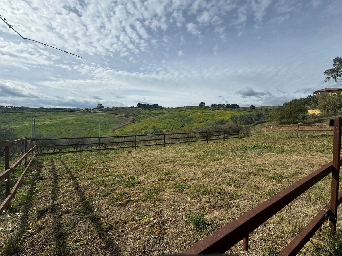 Finca - Cortijo te koop in Pizarra | 5 slaapkamers H4938049