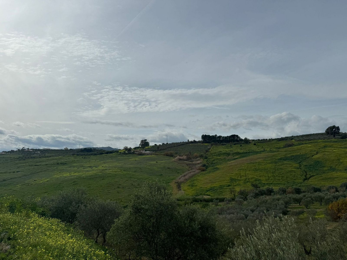 Finca - Cortijo te koop in Pizarra | 5 slaapkamers H4938049
