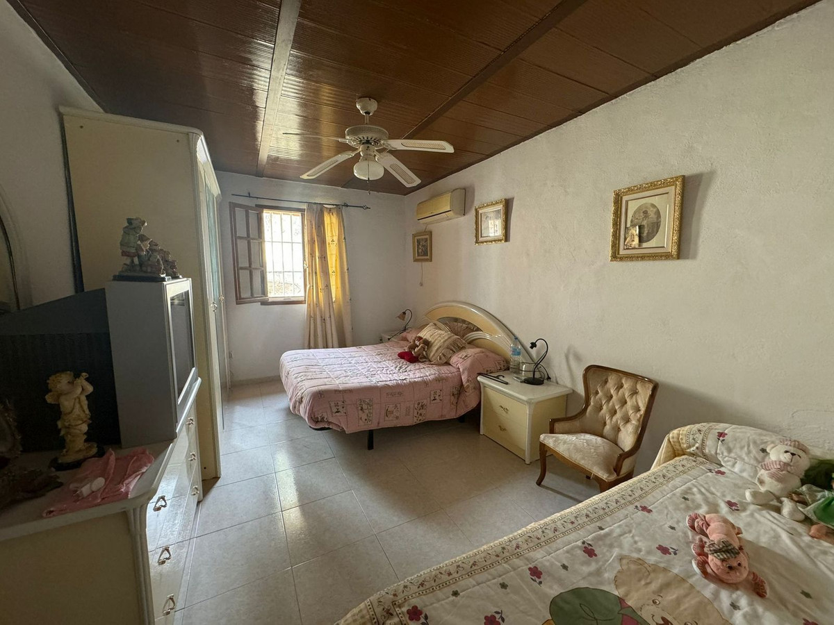 Finca - Cortijo te koop in Pizarra | 5 slaapkamers H4938049