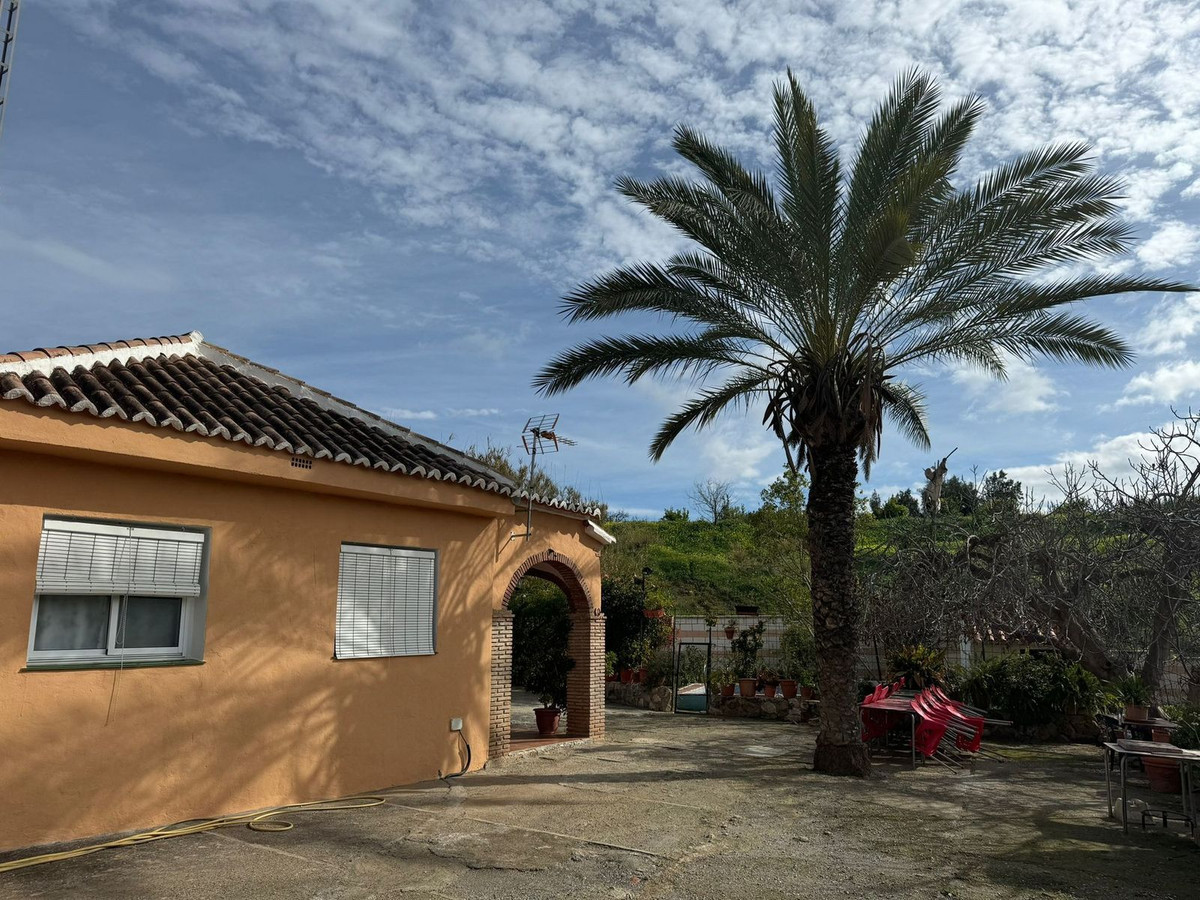 Finca - Cortijo te koop in Pizarra | 5 slaapkamers H4938049