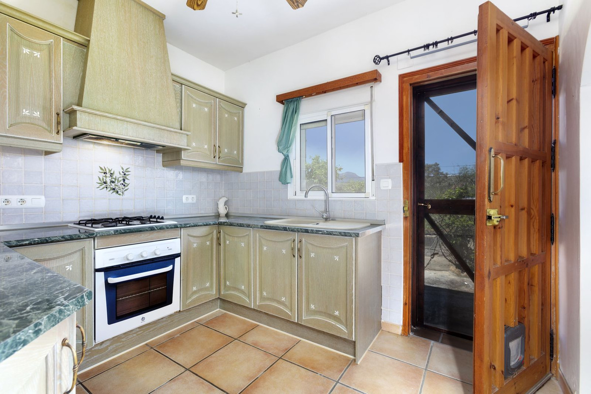 Finca - Cortijo te koop in Pizarra | 4 slaapkamers H5064880