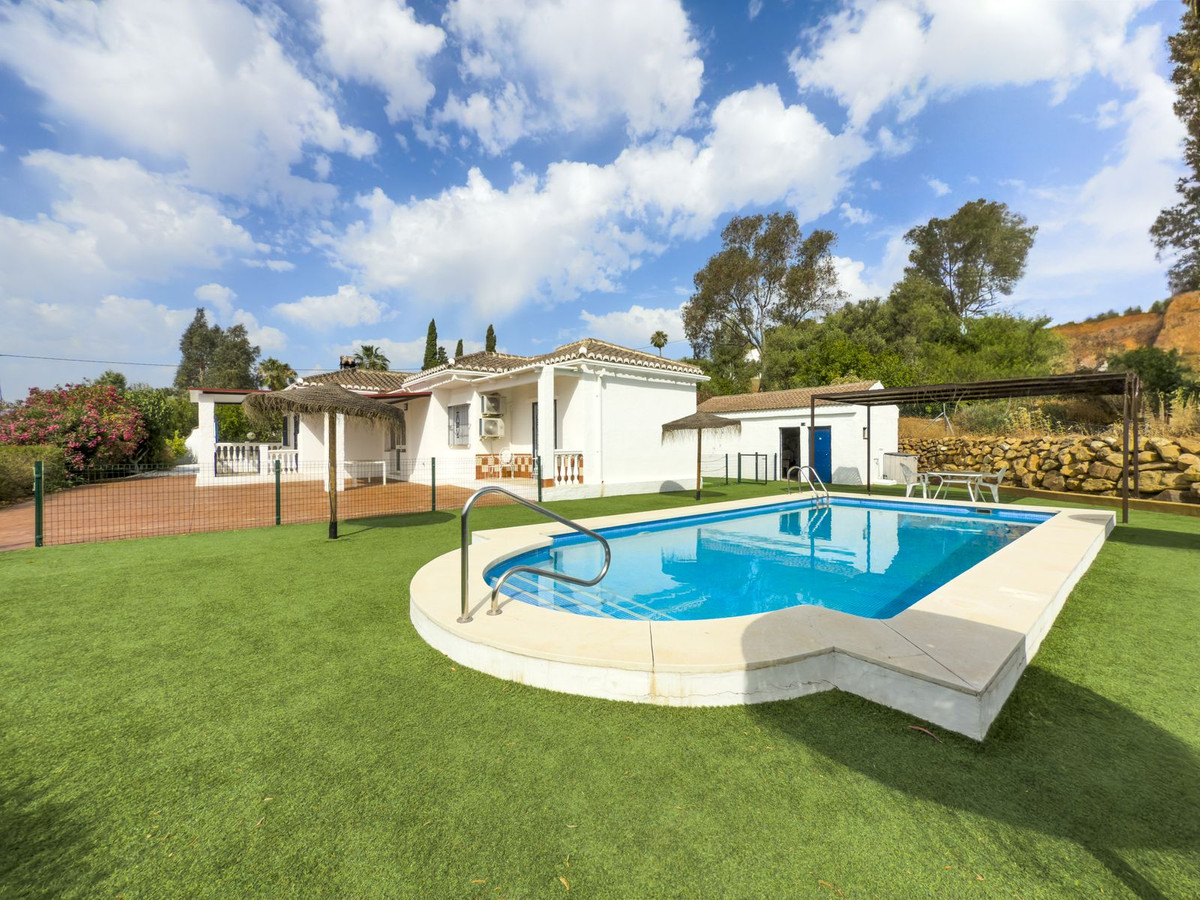 Finca - Cortijo te koop in Pizarra | 3 slaapkamers H5067010
