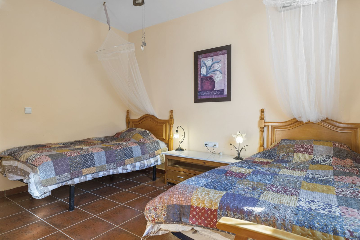 Finca - Cortijo te koop in Pizarra | 3 slaapkamers H5067010