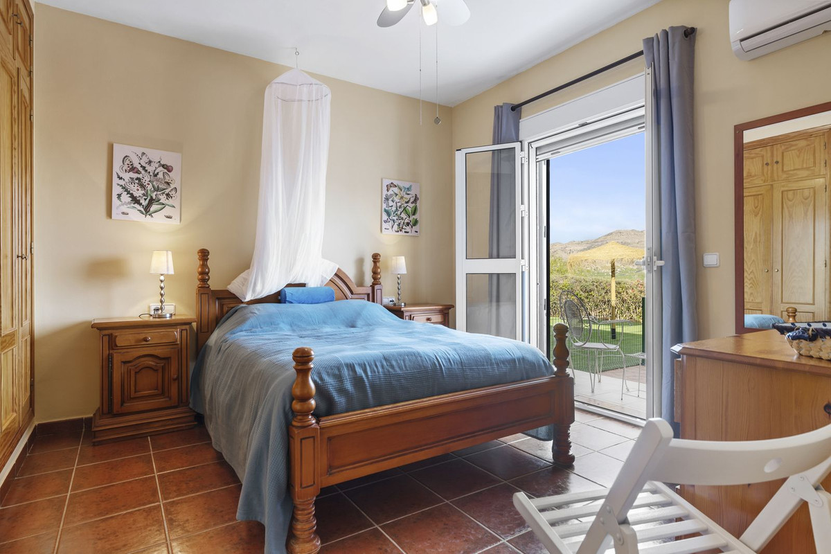 Finca - Cortijo te koop in Pizarra | 3 slaapkamers H5067010