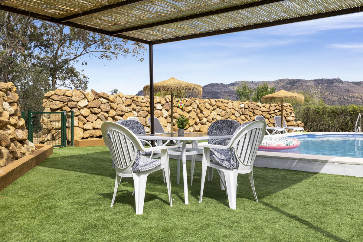 Finca - Cortijo te koop in Pizarra | 3 slaapkamers H5067010