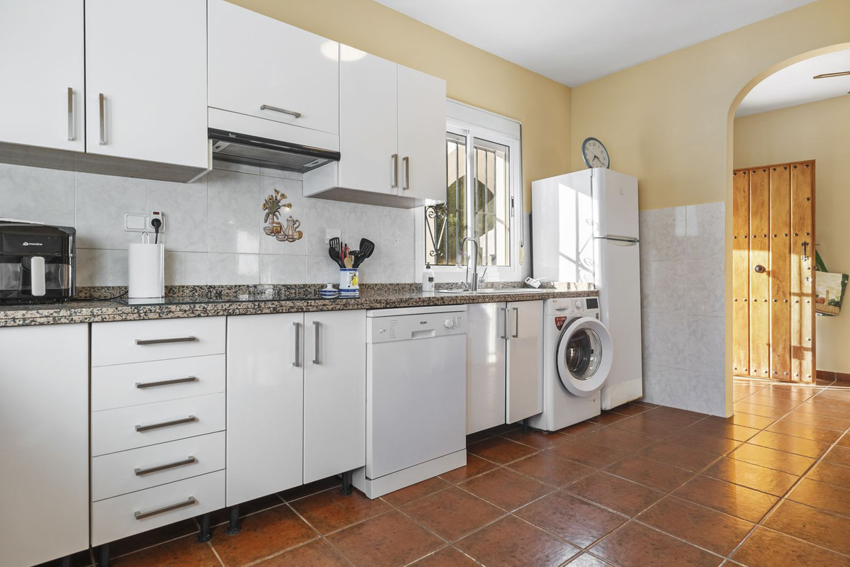 Finca - Cortijo te koop in Pizarra | 3 slaapkamers H5067010