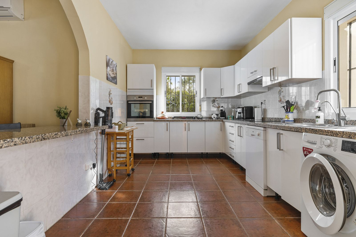 Finca - Cortijo te koop in Pizarra | 3 slaapkamers H5067010