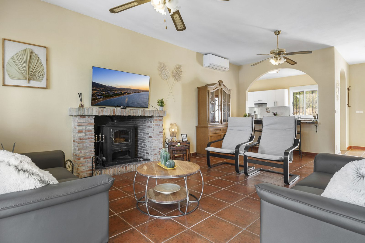 Finca - Cortijo te koop in Pizarra | 3 slaapkamers H5067010