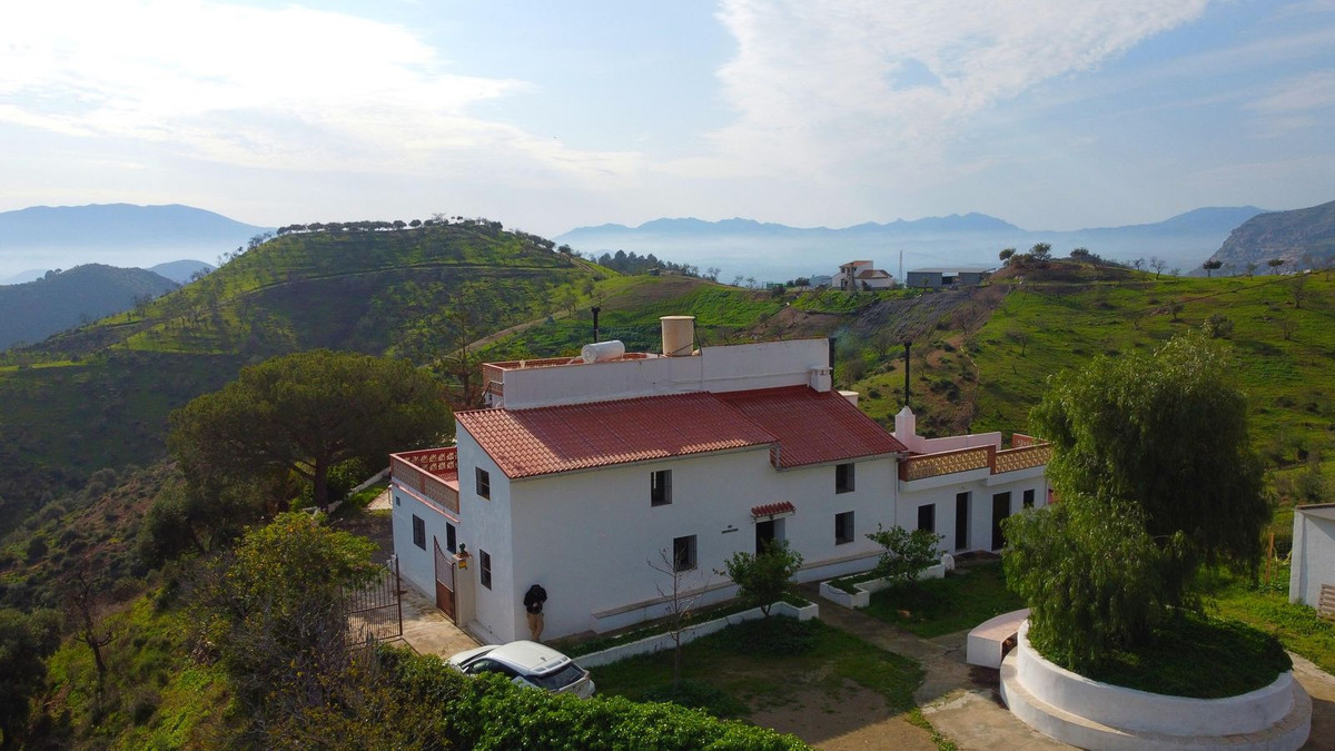 Finca - Cortijo te koop in Pizarra | 6 slaapkamers H5076853