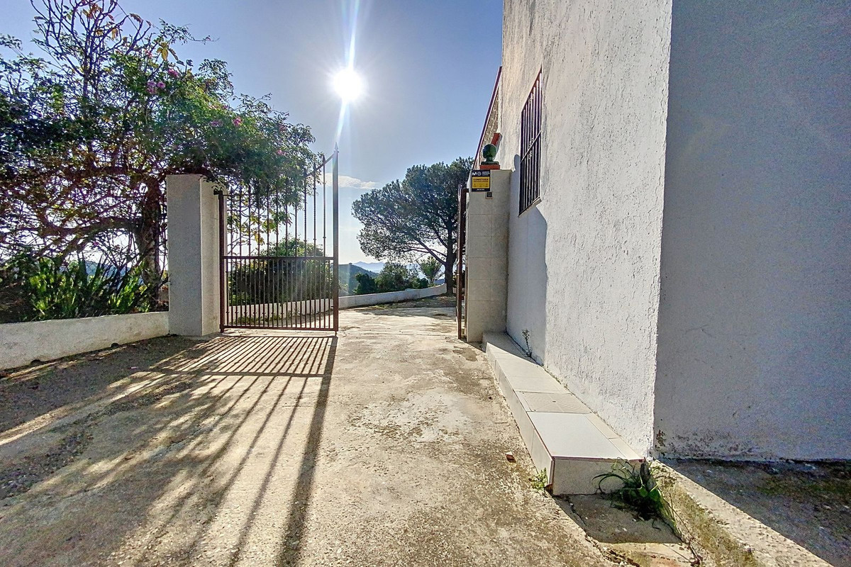 Finca - Cortijo te koop in Pizarra | 6 slaapkamers H5076853