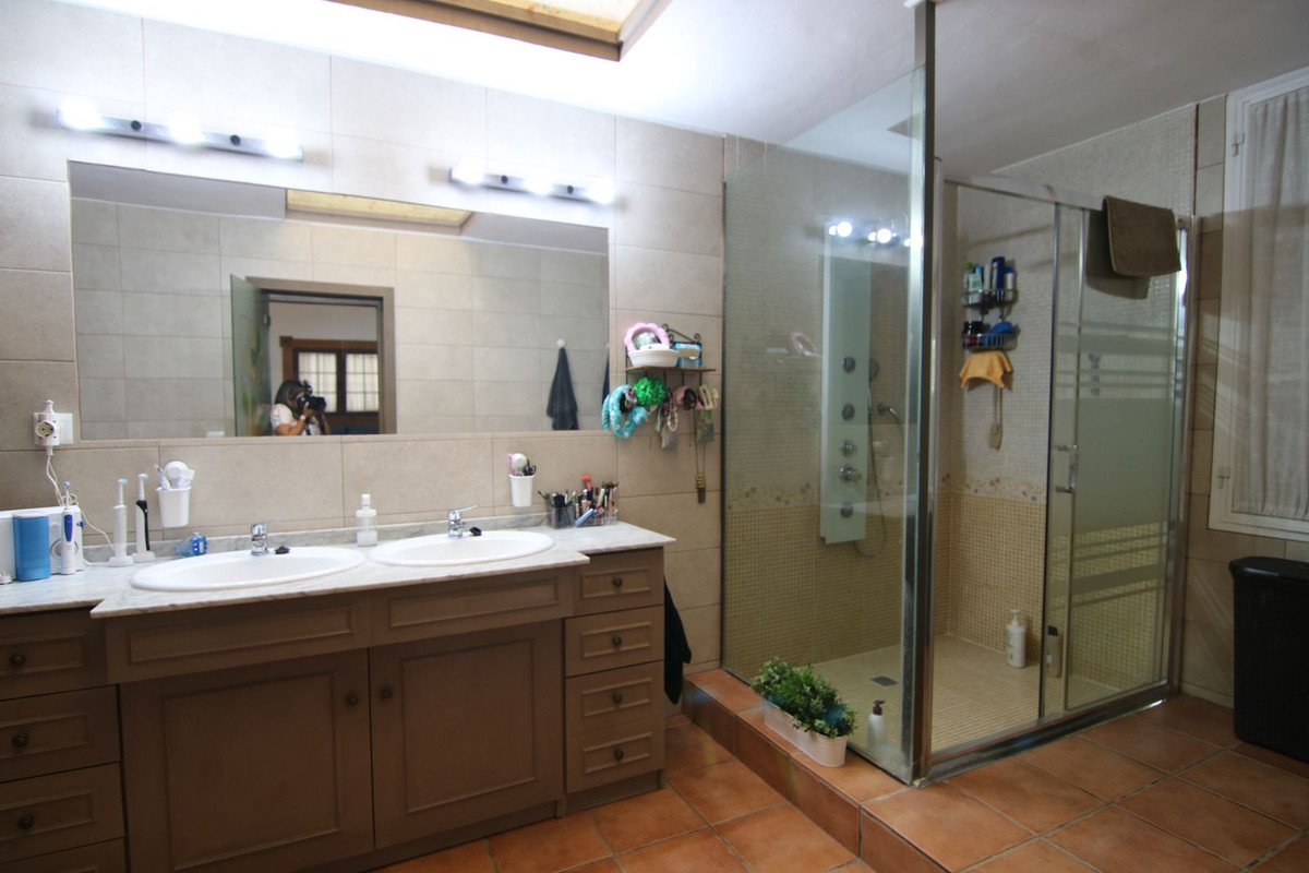 Huis te koop in Pizarra | 11 slaapkamers H5146741