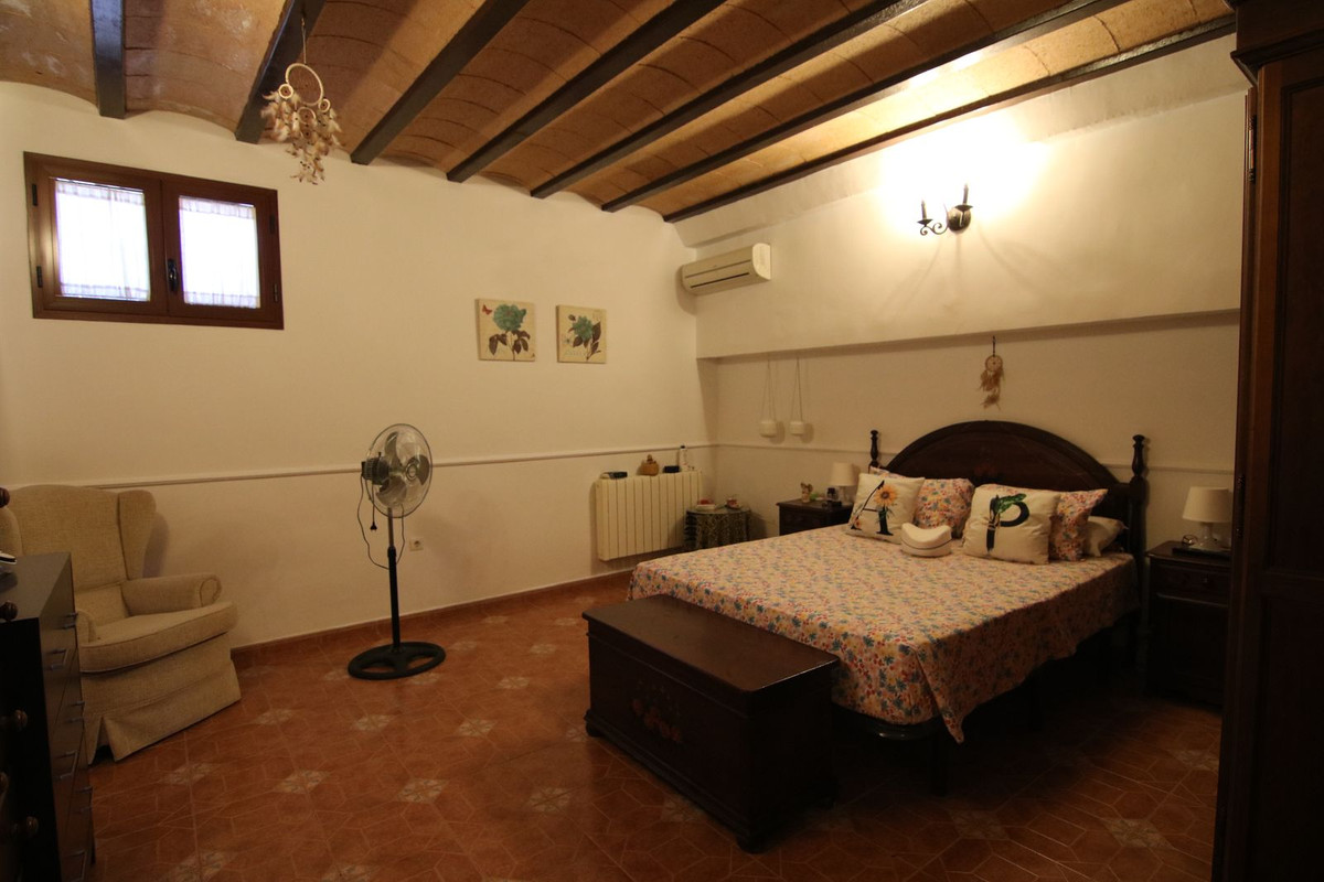 Huis te koop in Pizarra | 11 slaapkamers H5146741