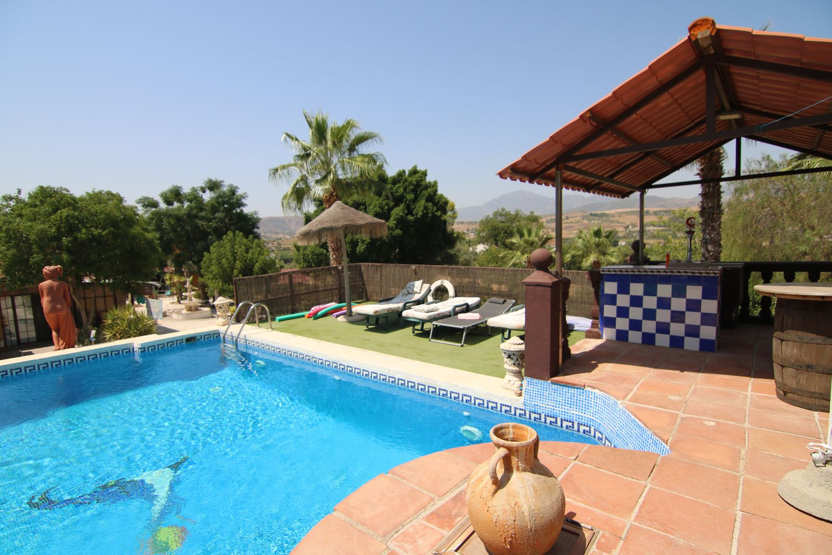Huis te koop in Pizarra | 11 slaapkamers H5146741