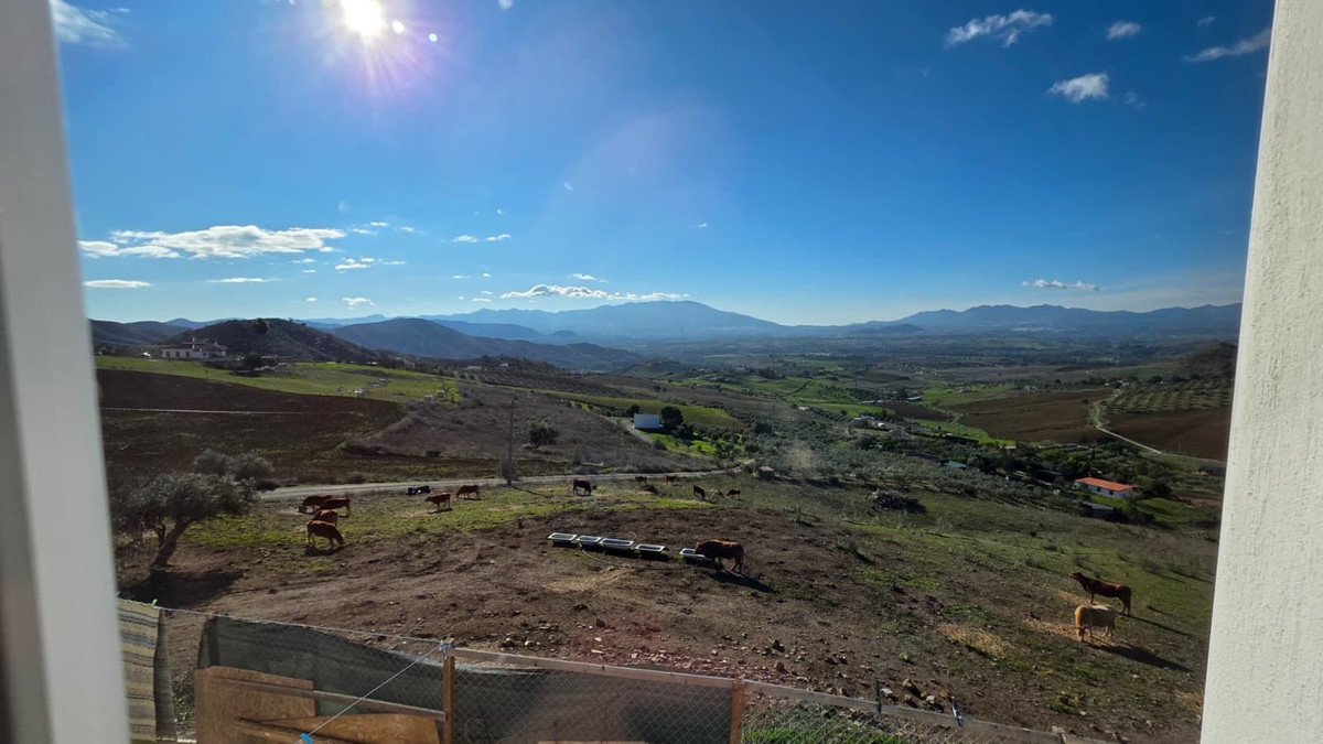 Finca - Cortijo te koop in Pizarra | 5 slaapkamers H5263492