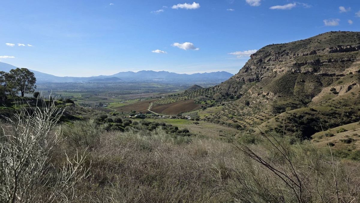 Finca - Cortijo te koop in Pizarra | 5 slaapkamers H5263492