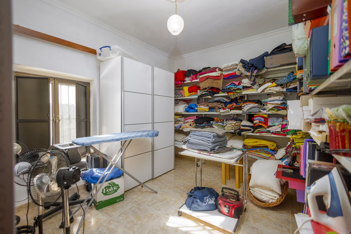 Property main view 44