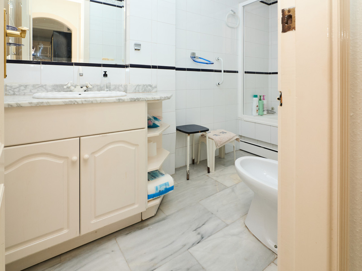 Appartement te koop in Playa de los Locos | 2 slaapkamers H5392096
