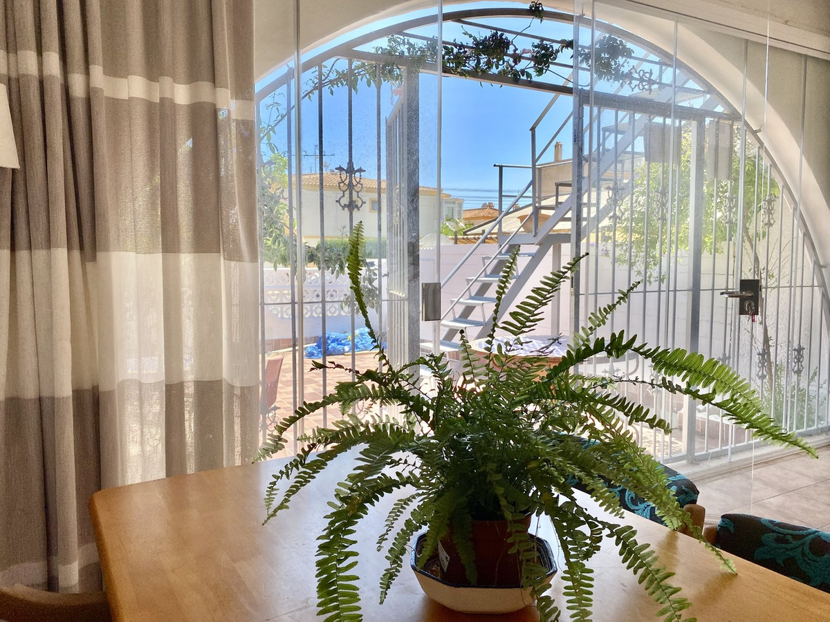 Bungalow te koop in Playa Flamenca | 2 slaapkamers H5236726