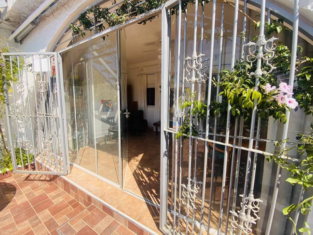 Bungalow te koop in Playa Flamenca | 2 slaapkamers H5236726