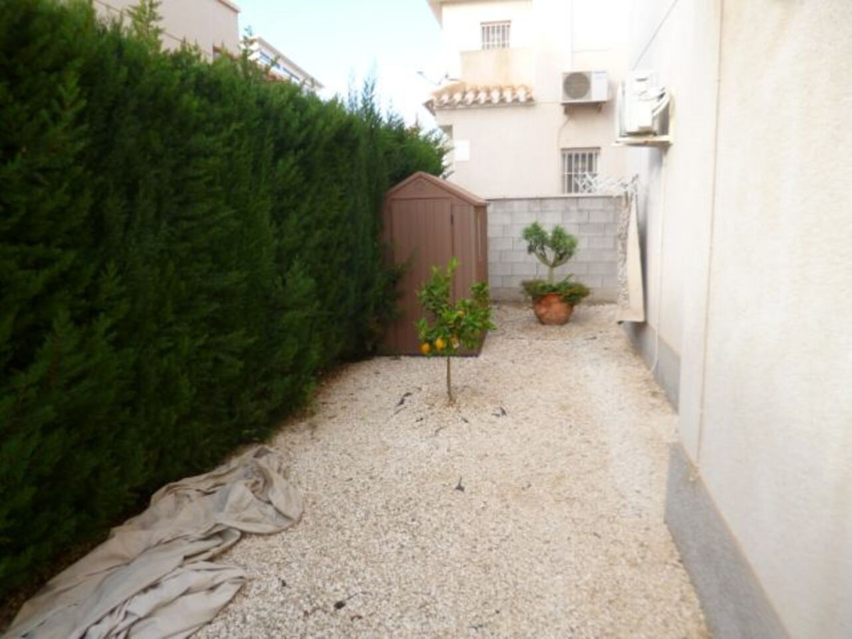 Huis te koop in Playa Flamenca | 3 slaapkamers H5252785