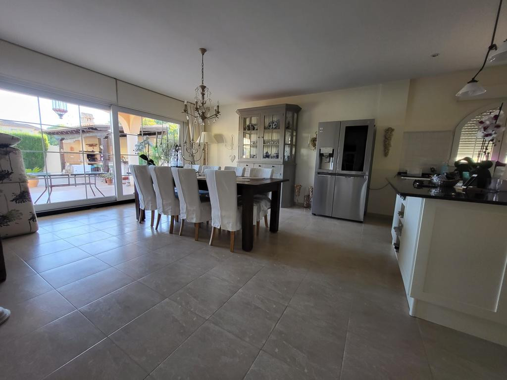Huis te koop in Playa Flamenca | 4 slaapkamers H5295337