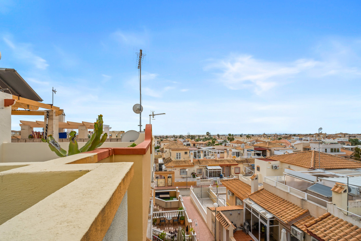 Huis te koop in Playa Flamenca | 2 slaapkamers H5338192