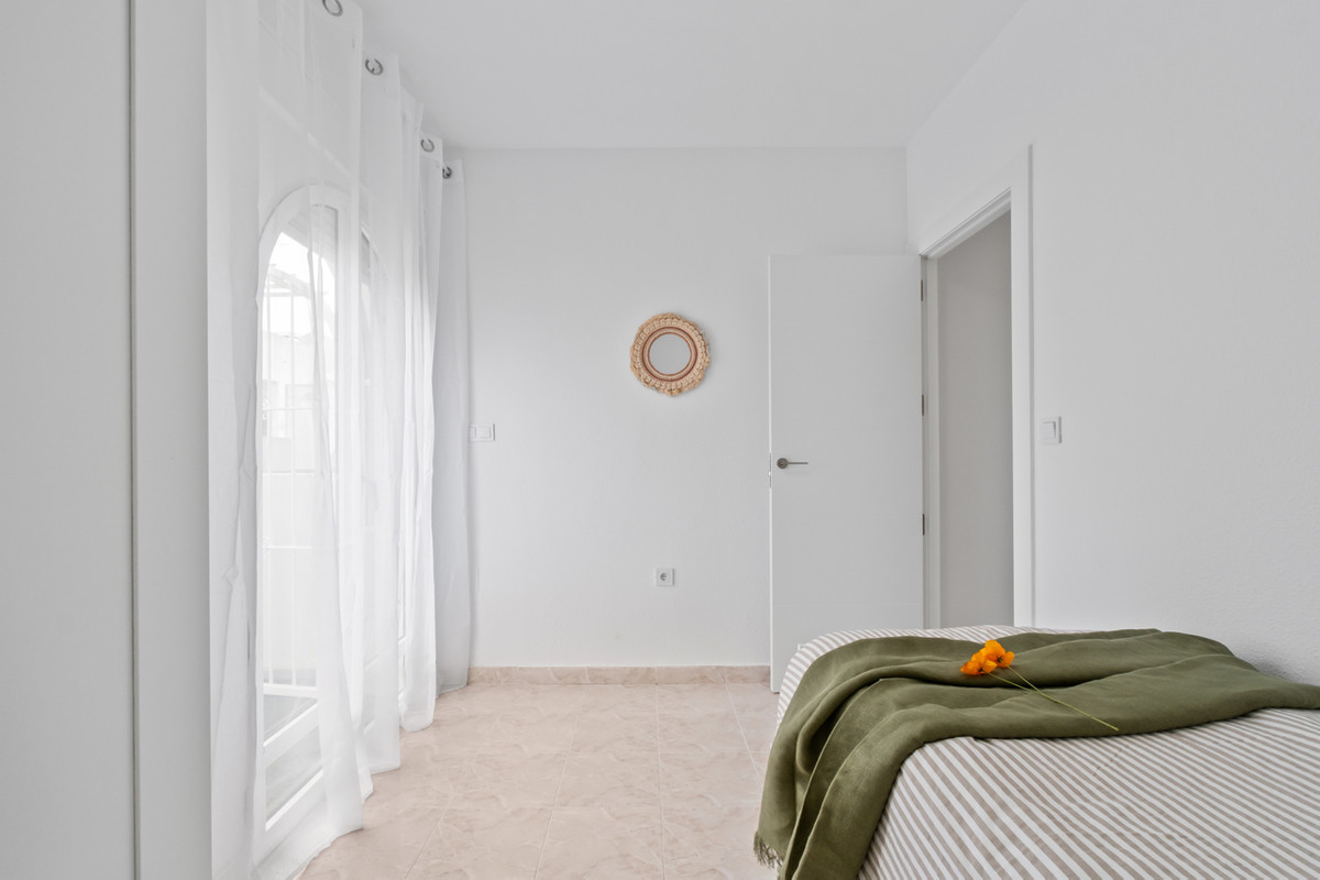 Huis te koop in Playa Flamenca | 2 slaapkamers H5338192