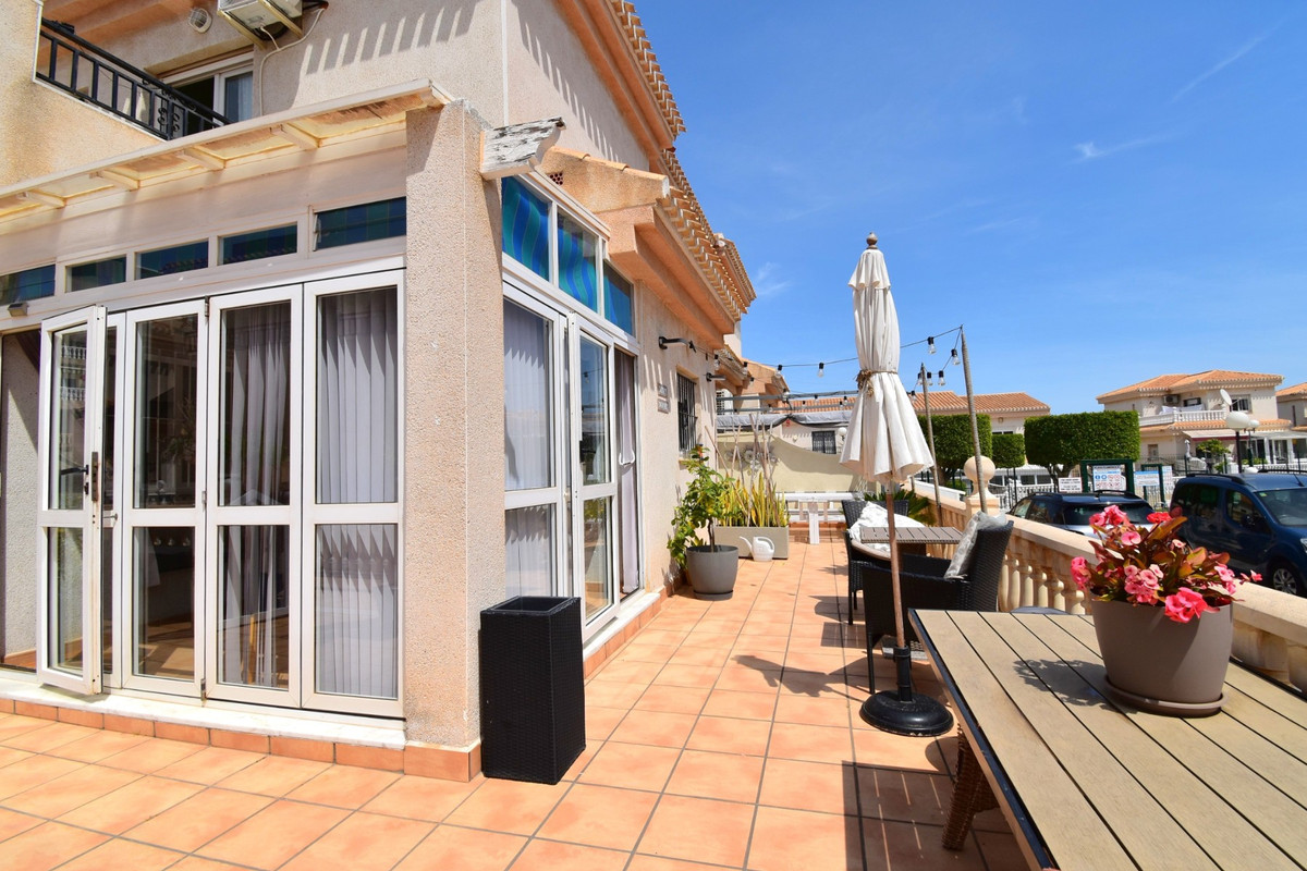 Quad te koop in Playa Flamenca | 3 slaapkamers H5378080