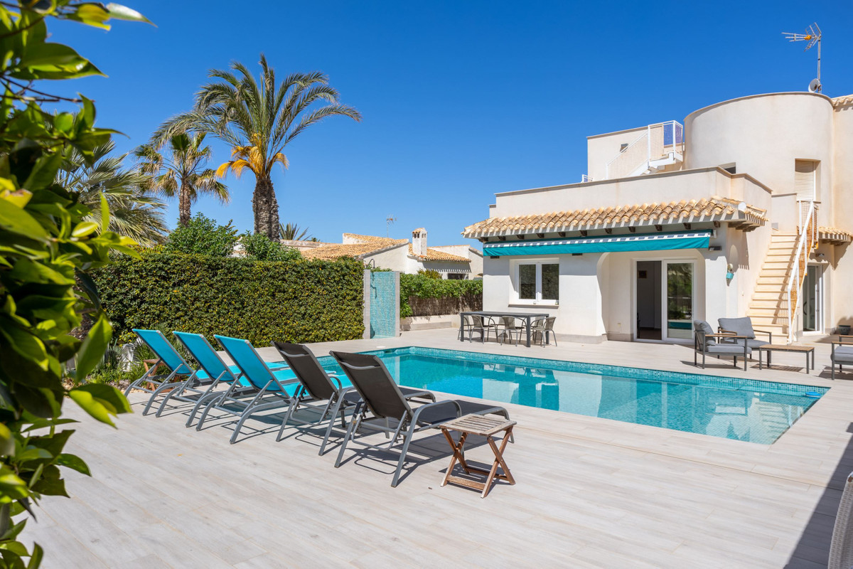Huis te koop in Playa Flamenca | 3 slaapkamers H5378650