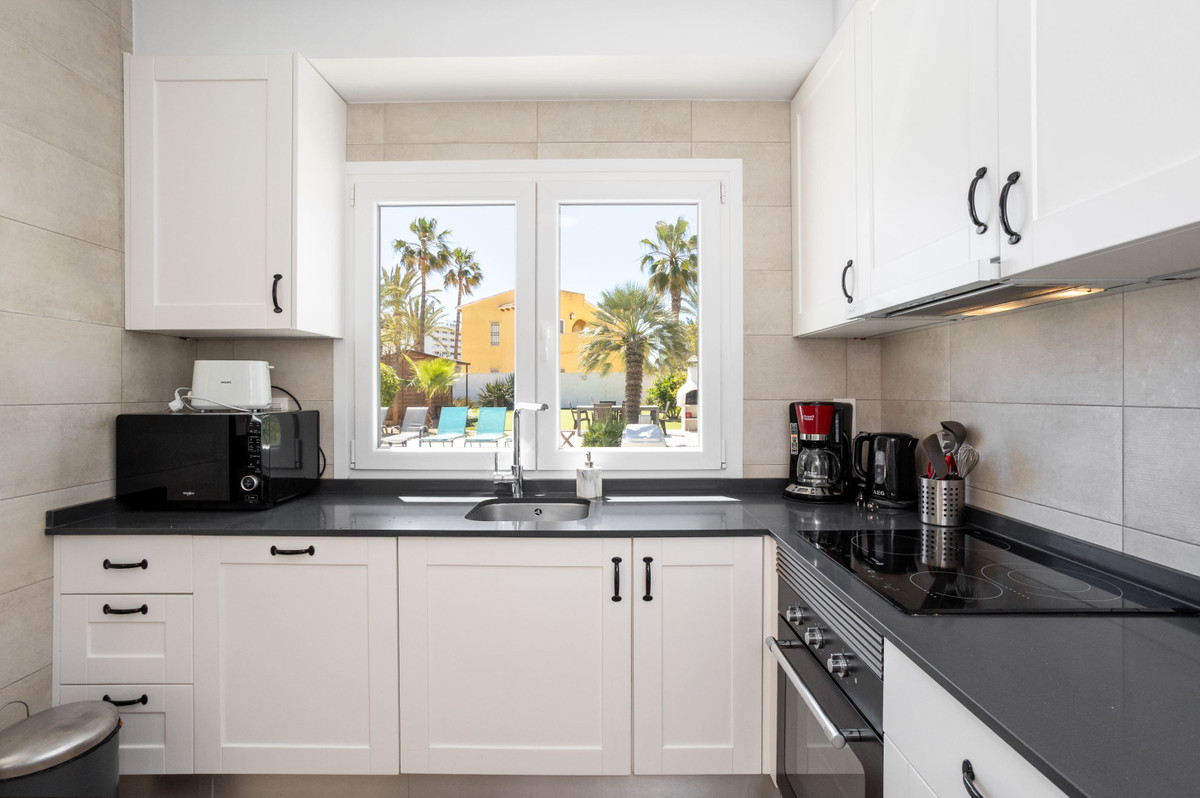 Huis te koop in Playa Flamenca | 3 slaapkamers H5378650