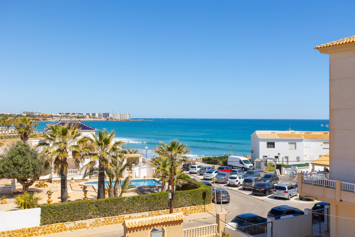 Huis te koop in Playa Flamenca | 3 slaapkamers H5378650
