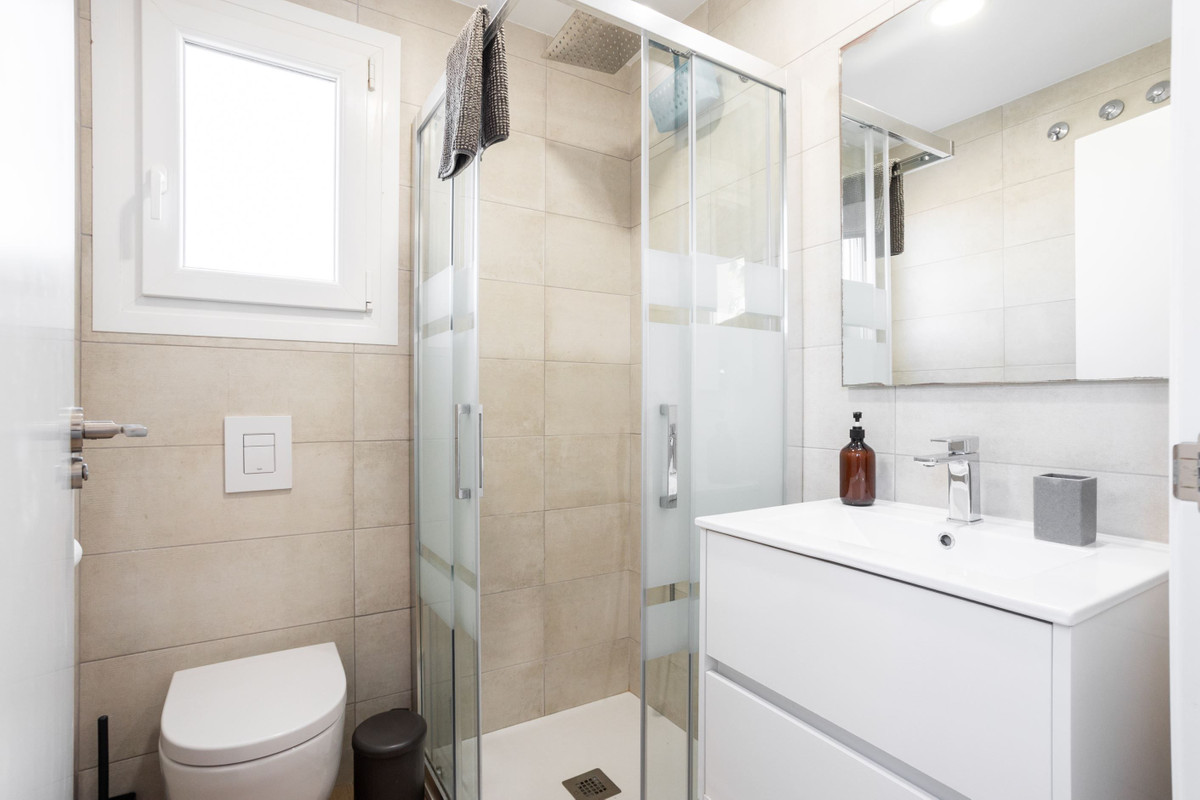Huis te koop in Playa Flamenca | 3 slaapkamers H5378650