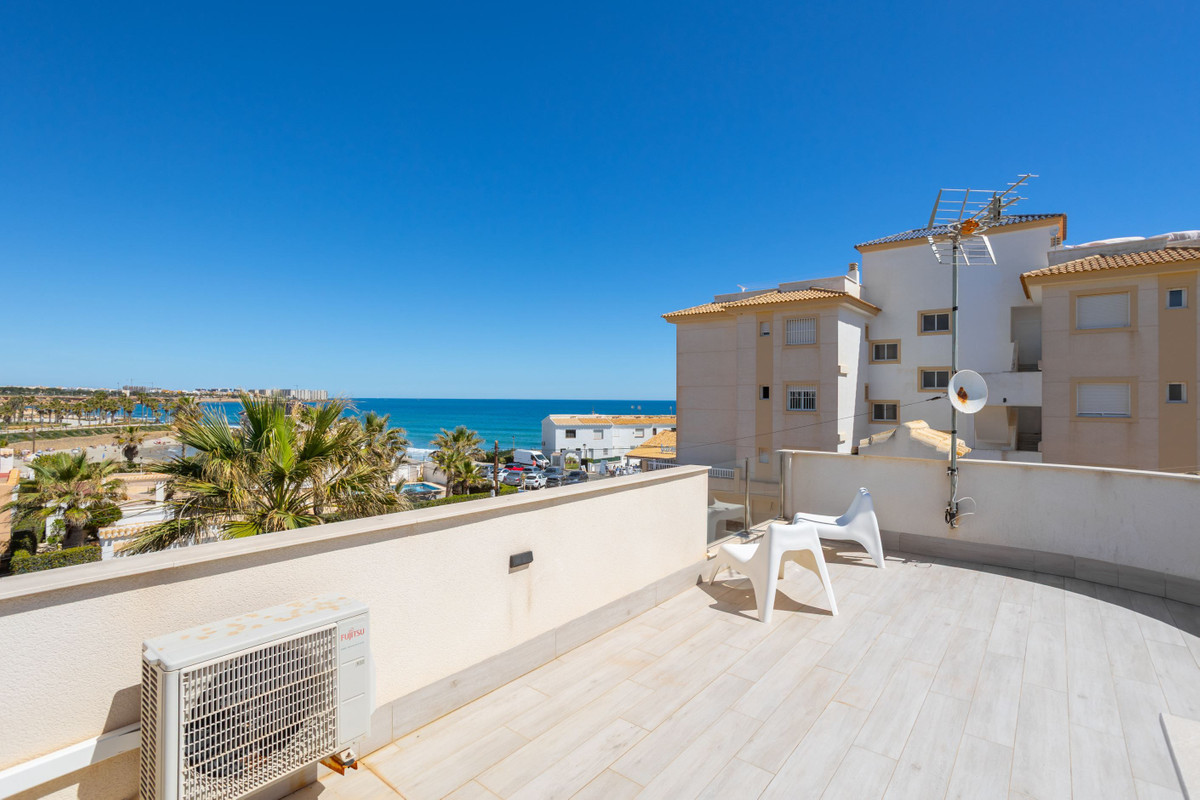 Huis te koop in Playa Flamenca | 3 slaapkamers H5378650