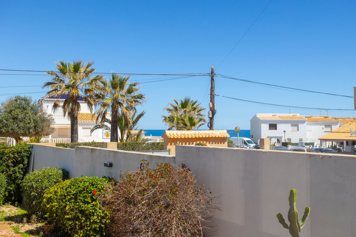 Huis te koop in Playa Flamenca | 3 slaapkamers H5378650