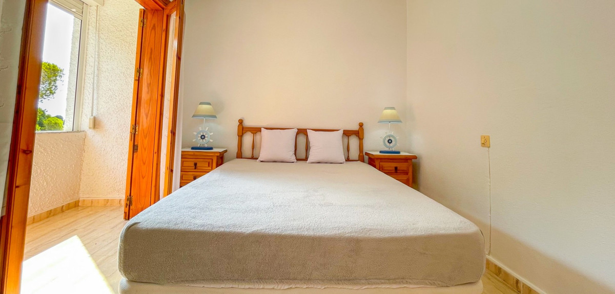 Huis te koop in Playa Flamenca | 2 slaapkamers H5430889