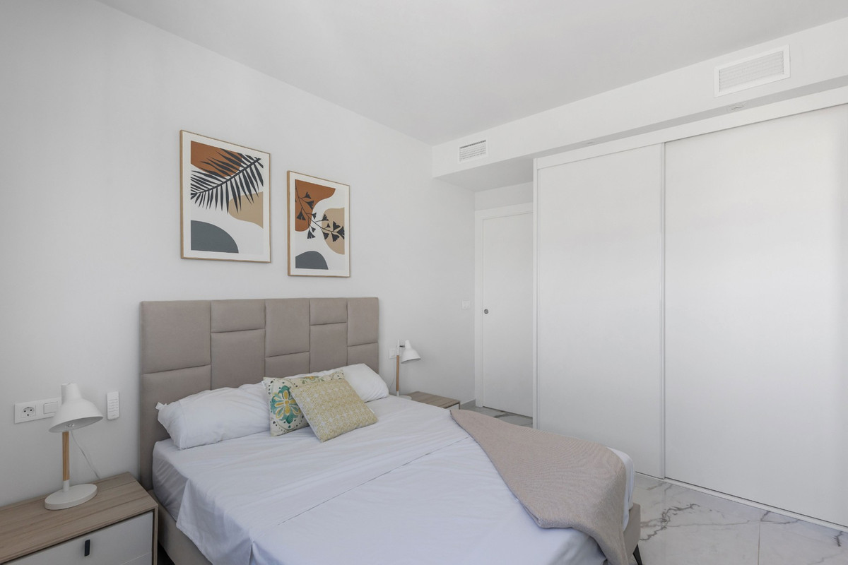 Appartement te koop in Playa Flamenca | 2 slaapkamers H5456377