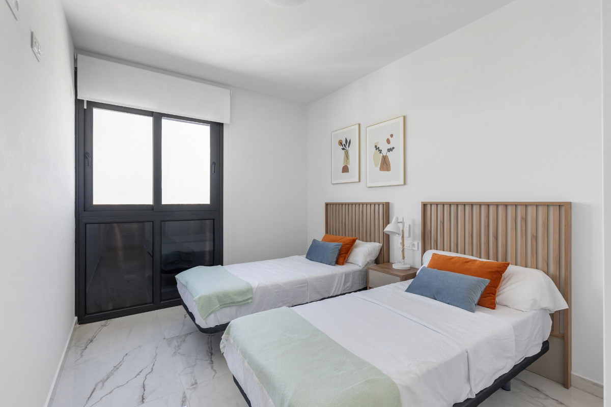 Appartement te koop in Playa Flamenca | 2 slaapkamers H5456377