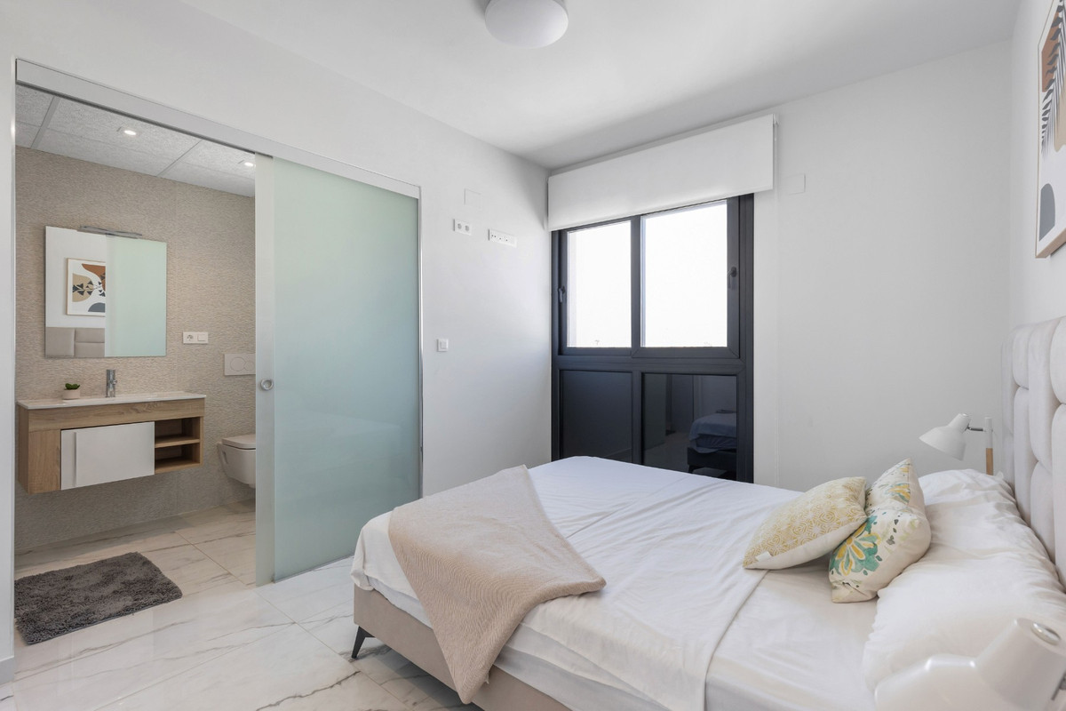Appartement te koop in Playa Flamenca | 2 slaapkamers H5456377
