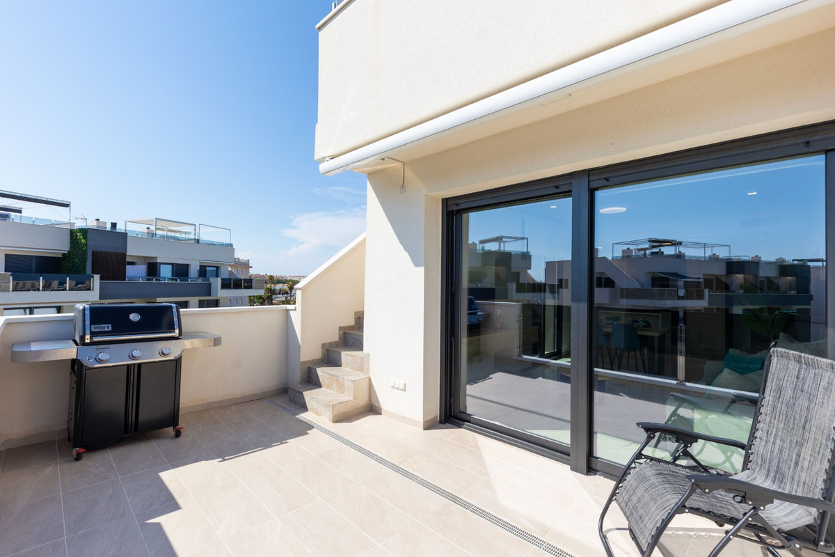 Appartement te koop in Playa Flamenca | 2 slaapkamers H5456377