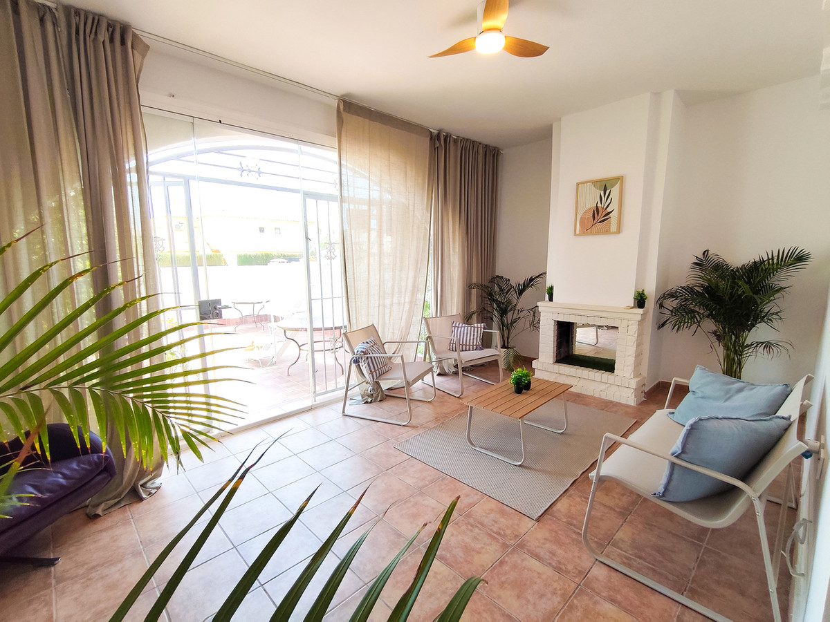 Huis te koop in Playa Flamenca | 3 slaapkamers H5461135