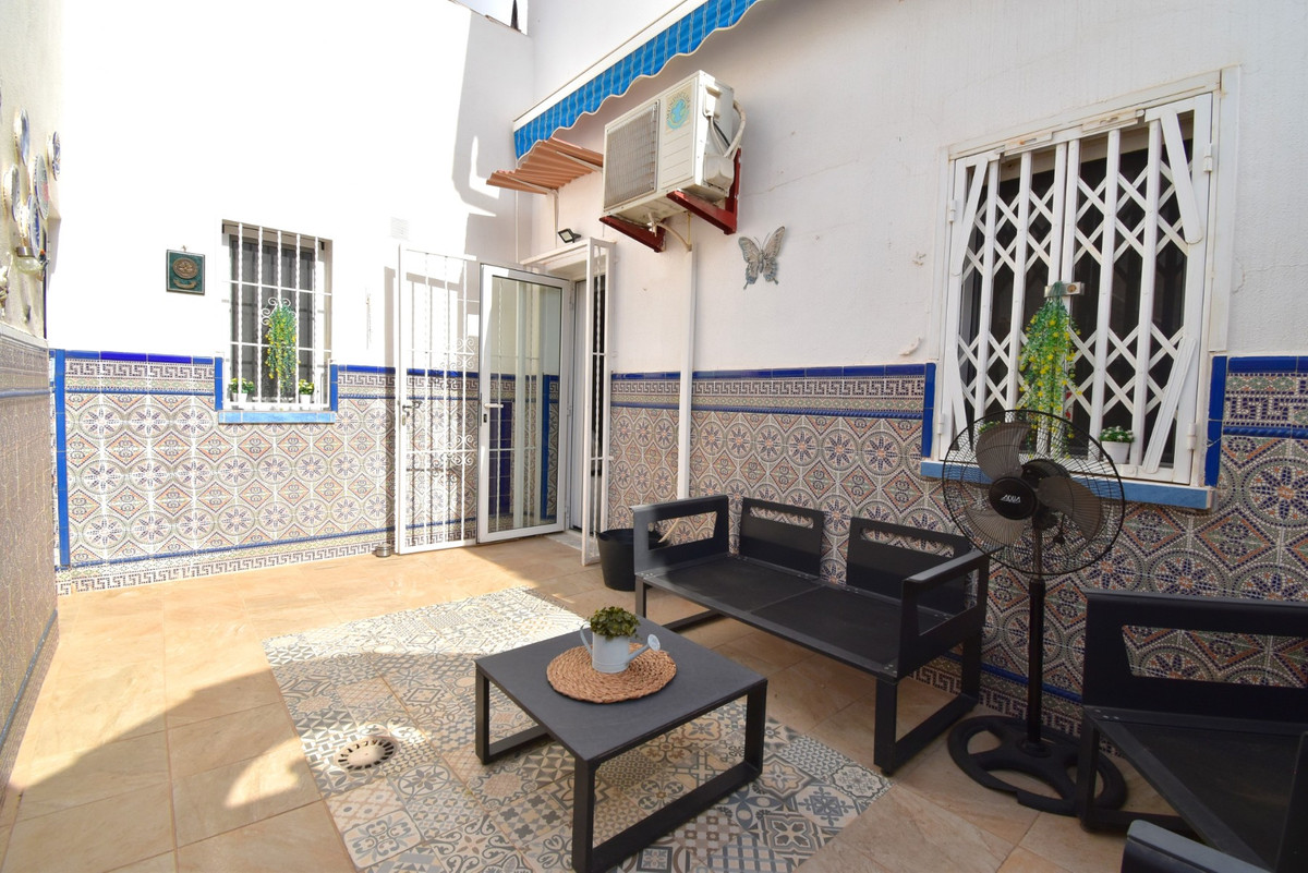 Huis te koop in Playa Flamenca | 2 slaapkamers H5463265