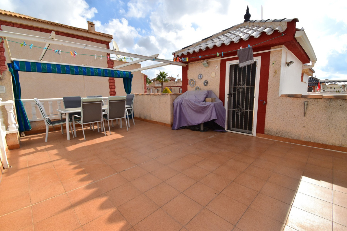 Huis te koop in Playa Flamenca | 2 slaapkamers H5463265