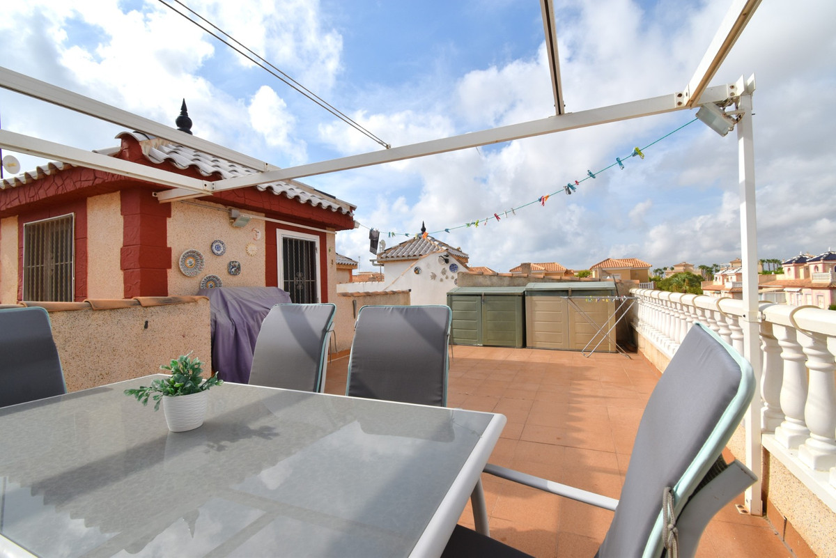 Huis te koop in Playa Flamenca | 2 slaapkamers H5463265