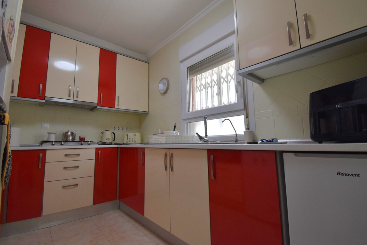 Huis te koop in Playa Flamenca | 2 slaapkamers H5463265
