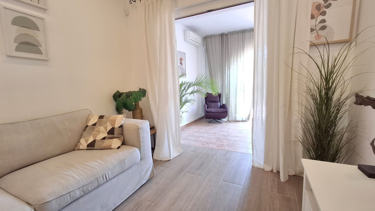 Huis te koop in Playa Flamenca | 3 slaapkamers H5465086