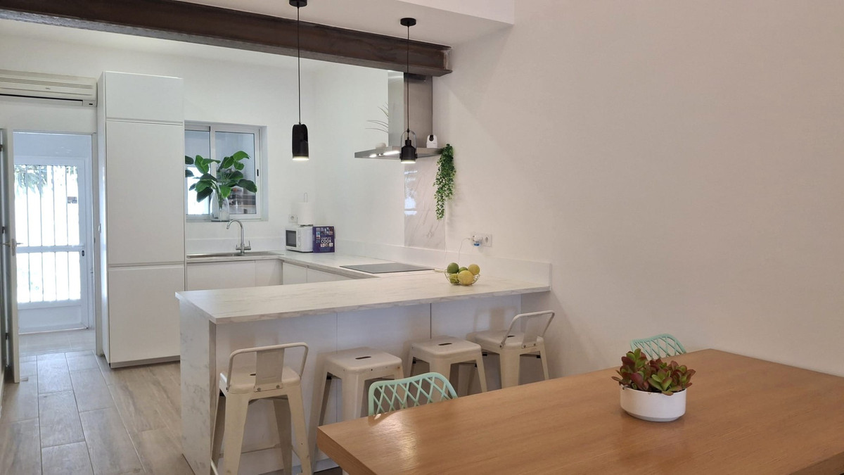 Huis te koop in Playa Flamenca | 3 slaapkamers H5465086
