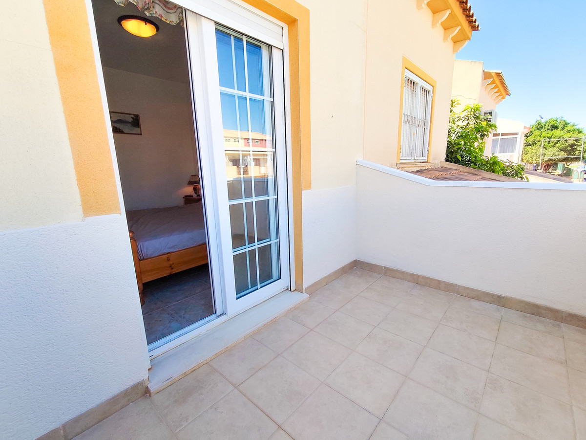 Huis te koop in Playa Flamenca | 2 slaapkamers H5481004