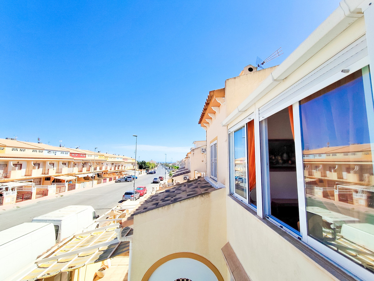 Huis te koop in Playa Flamenca | 2 slaapkamers H5481004