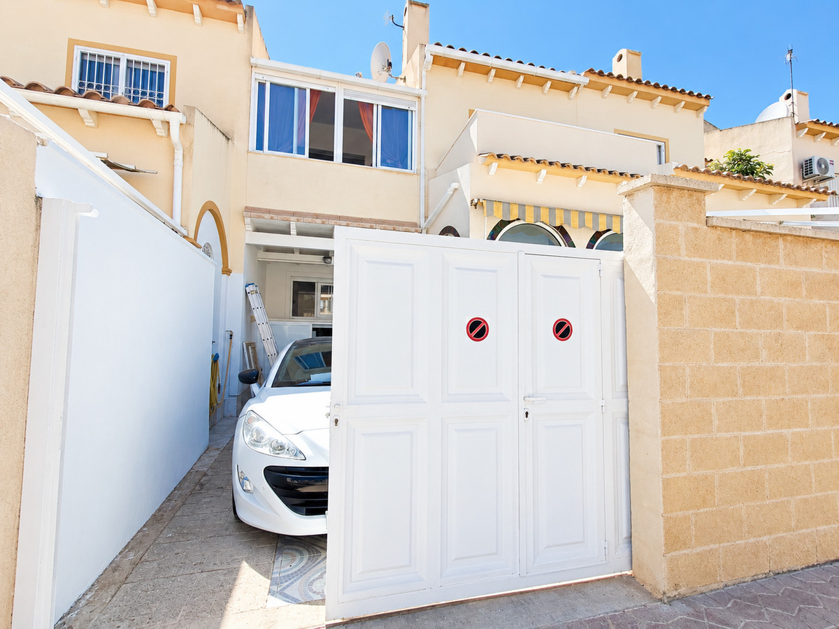Huis te koop in Playa Flamenca | 2 slaapkamers H5481004