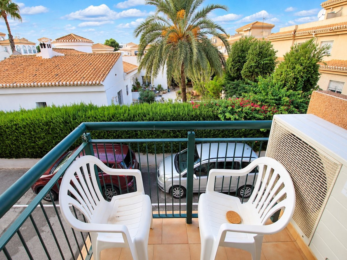 Huis te koop in Playa Flamenca | 3 slaapkamers H5517265